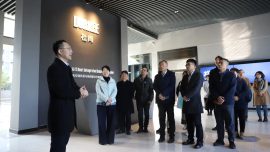 威客电竞集团金海丰先生做外商企业做解说决